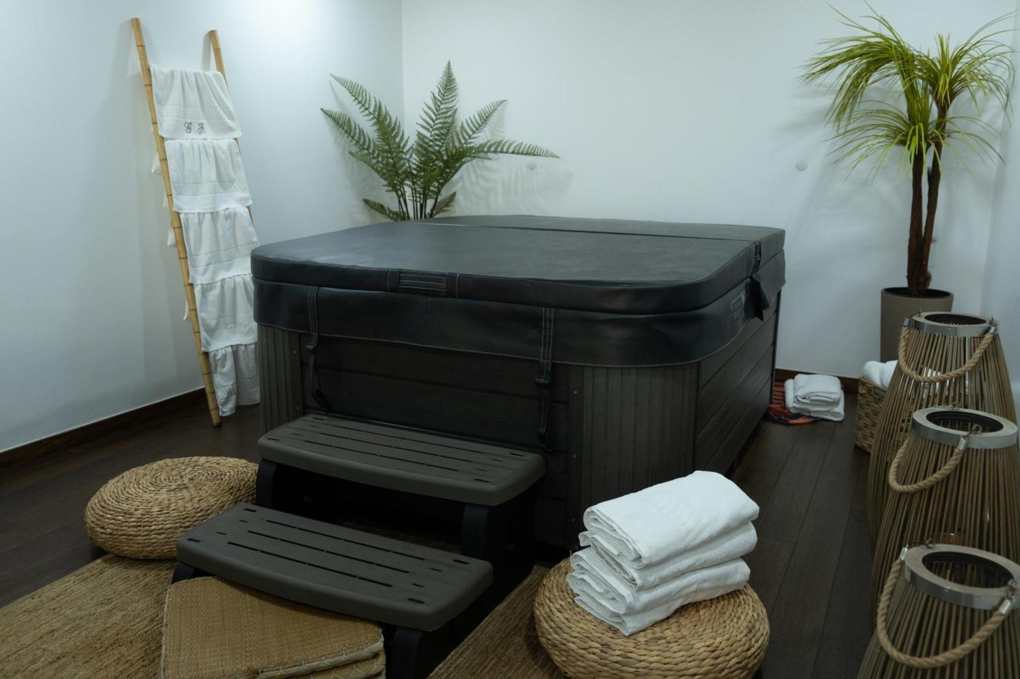 Deluxe Villa Home, Peace & Spa Vila do Conde Luaran gambar
